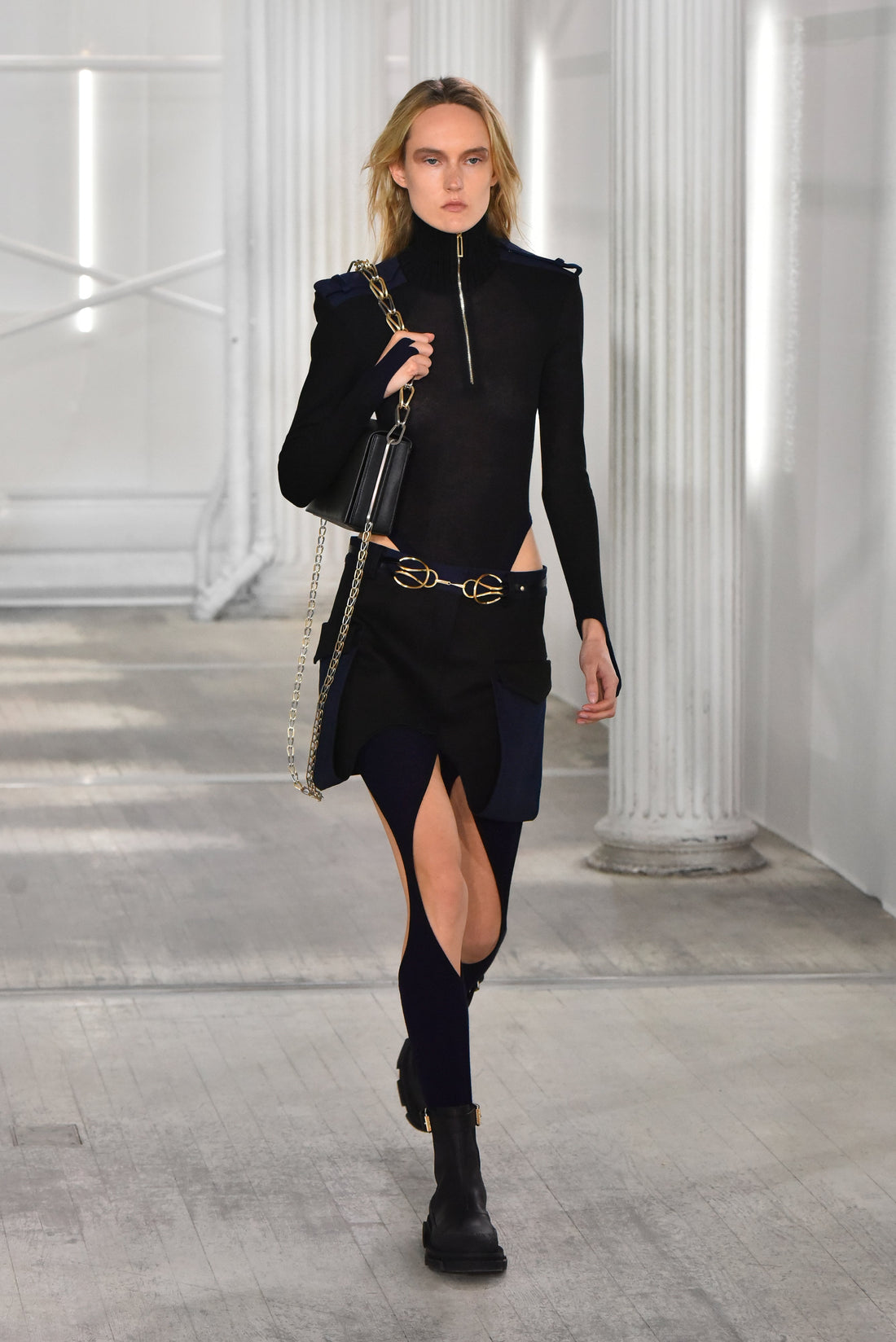 DION LEE FALL 21 RUNWAY LOOK 21