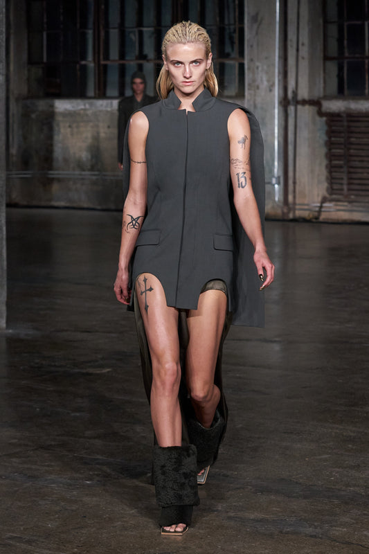 DION LEE FALL 22 RUNWAY LOOK 34