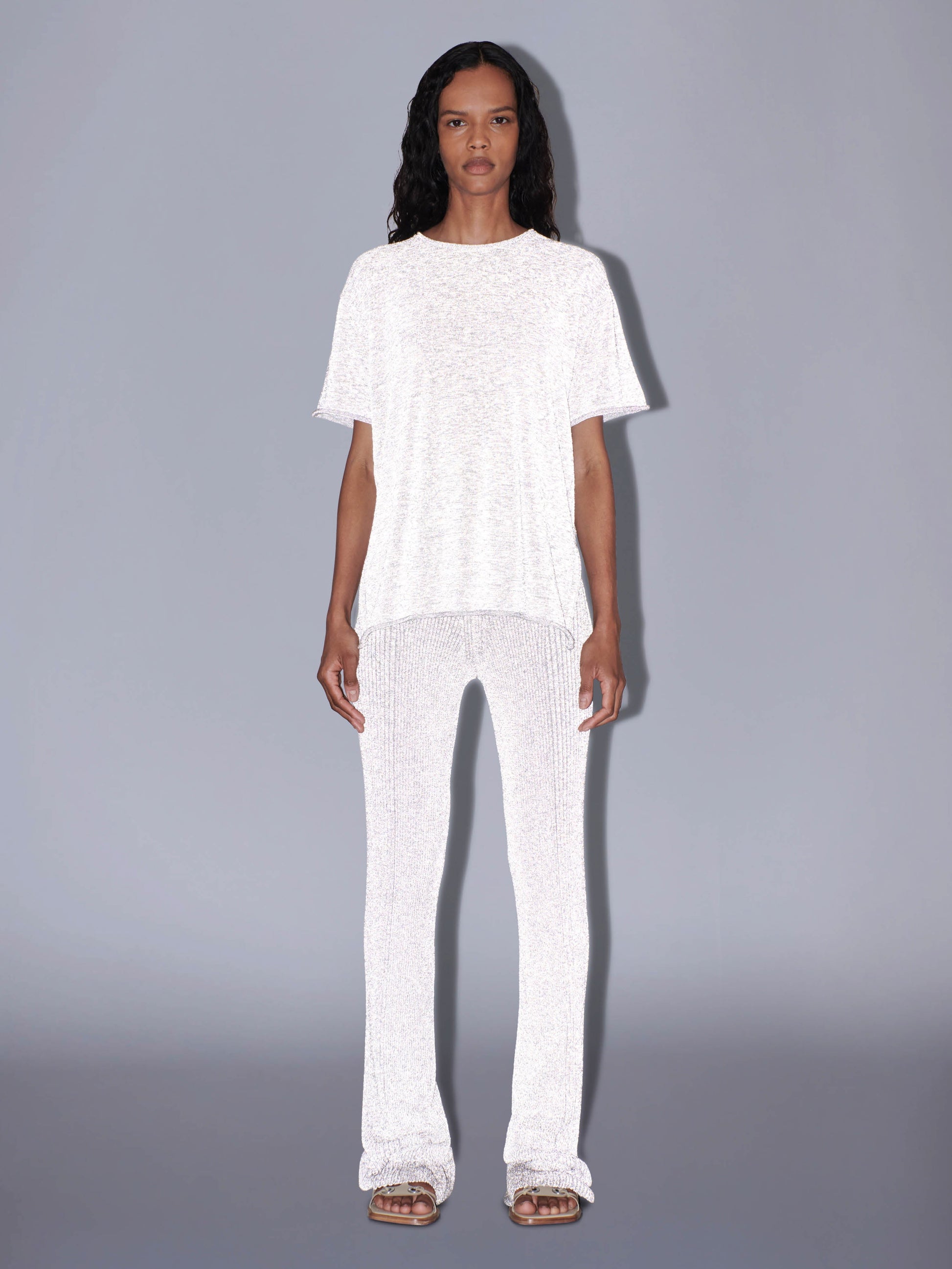 LIGHT REFLECTIVE LOGO TEE