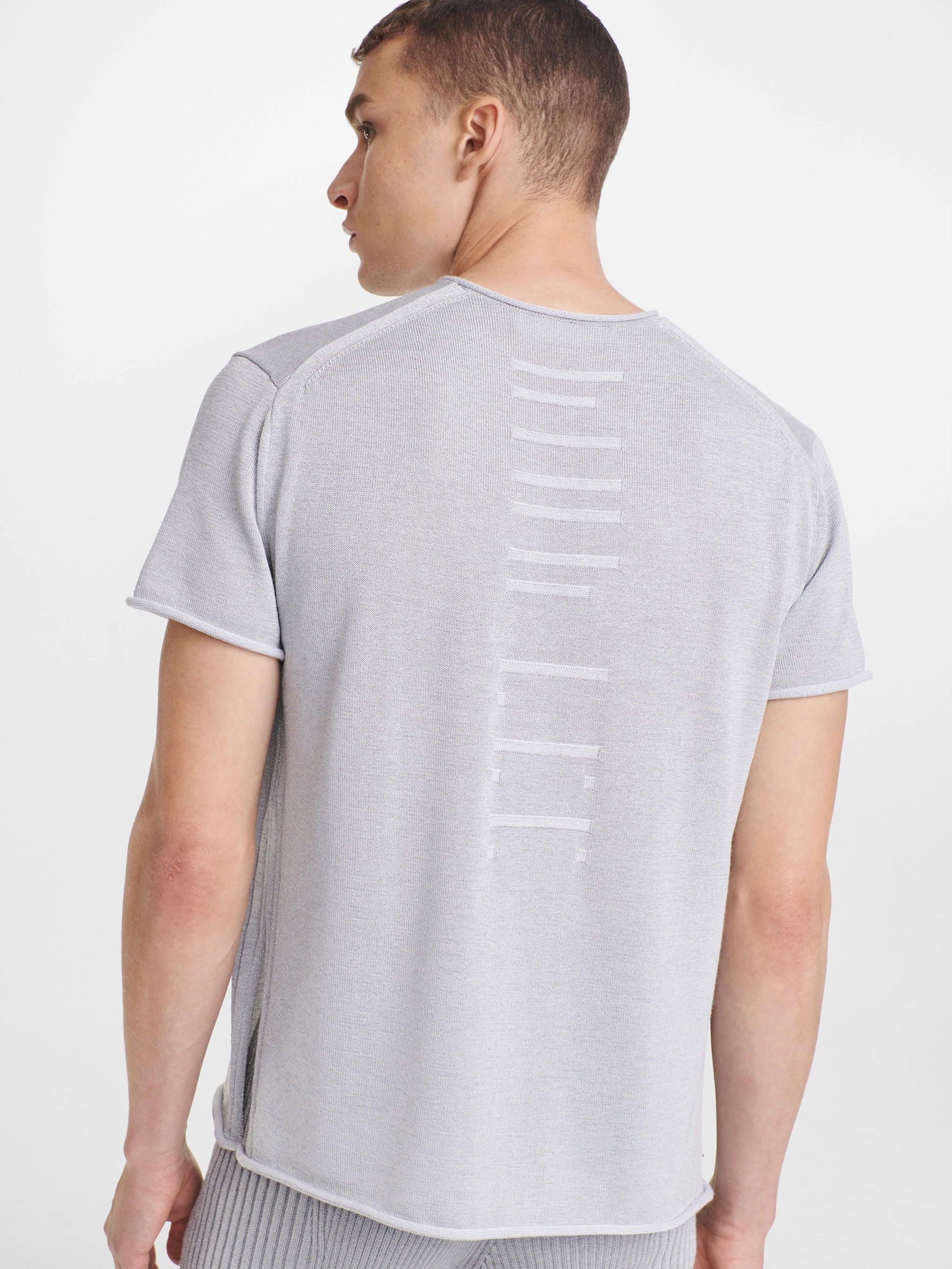 LIGHT REFLECTIVE LOGO TEE